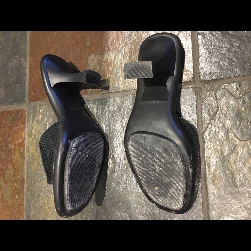 Python embossed slides - Picture 3 of 3